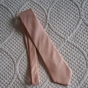Calvin Klein 100% Silk Tie - Peach